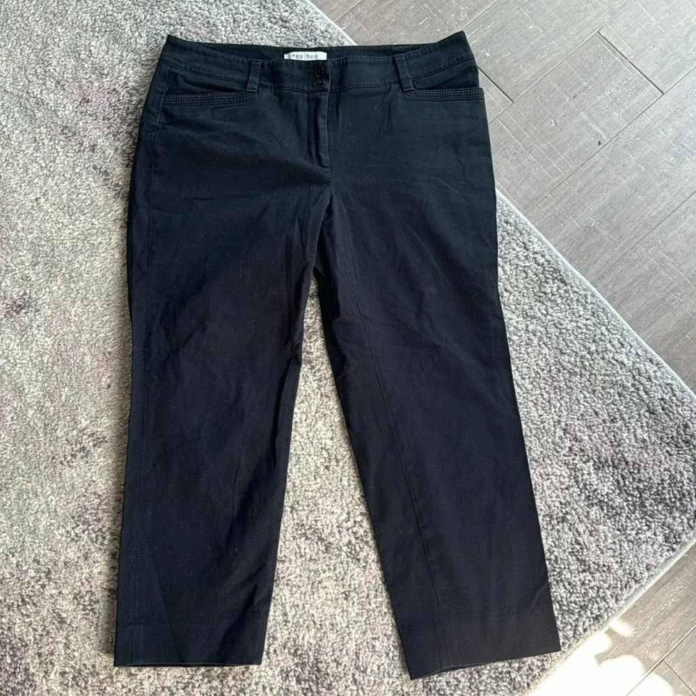 White House Black Market Women’s Black Capri Crop Straight Leg Pants Sz 6